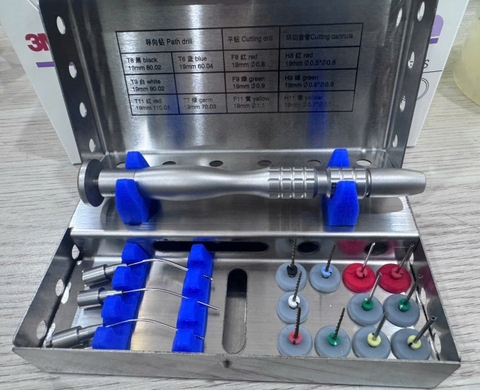 Bộ lấy file gãy trong điều trị tủy