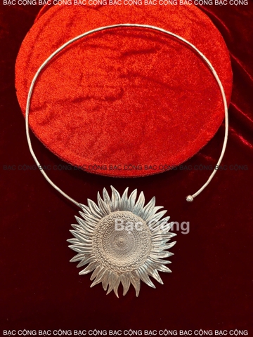 Kiềng cổ bạc nguyên chất hoa mặt trời (kiềng phu nhân) kc66