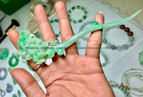 Trâm Ngọc Phỉ Thuý chạm thủ công