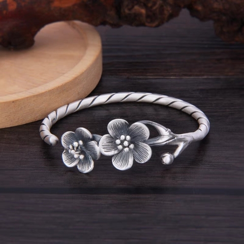 Vòng tay bạc hoa mai xuân V86