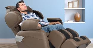 Những ai nên và không nên dùng ghế massage toàn thân?