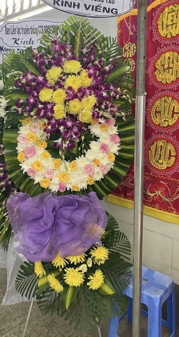 Kệ Hoa Viếng - KV18