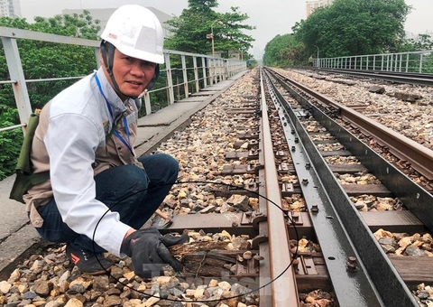 ĐƠN HÀNG BẢO DƯỠNG ĐƯỜNG TÀU