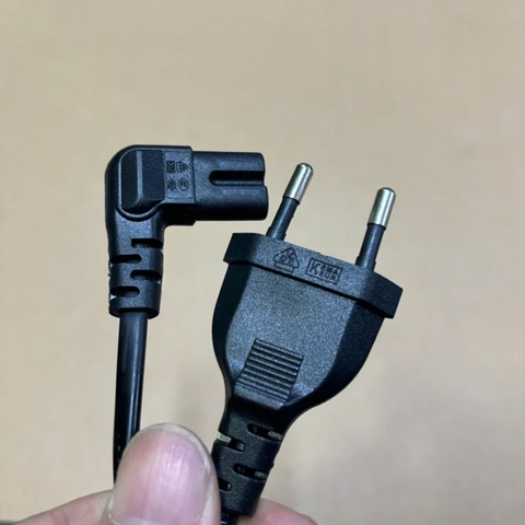 Cáp Nguồn Số 8 C7 Lõi Đồng 2×0.75mm² – Dây Nguồn IEC C7 An Toàn, Ổn Định Cho Adapter, TV, Loa đầu bẻ góc