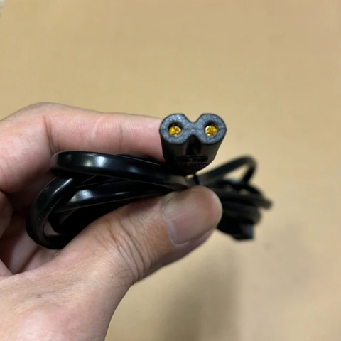 Cáp Nguồn Số 8 C7 Lõi Đồng 2×0.75mm² – Dây Nguồn IEC C7 An Toàn, Ổn Định Cho Adapter, TV, Loa