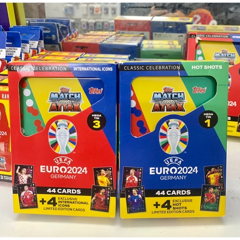 Hộp thẻ Topps Match Attax Euro Mega Tin 2024