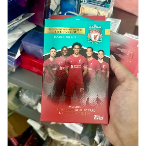 Hộp thẻ bóng đá Topps Liverpool Team Set 2021/22