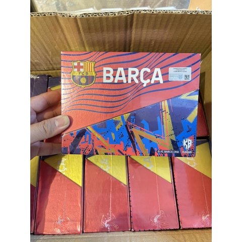 Hộp thẻ bóng đá Barcelona Kabao 2024