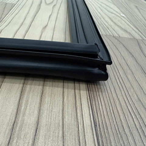 Ron tủ lạnh Berjaya BS4DUC