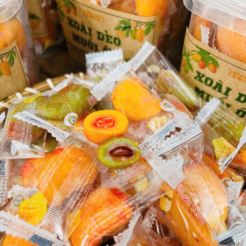 KẸO XOÀI DẺO MUỐI ỚT 500gr – Dẻo Thơm Vị Xoài Tươi, Bùng Nổ Vị Muối Ớt Chua Cay Mặn Ngọt Cực Ngon