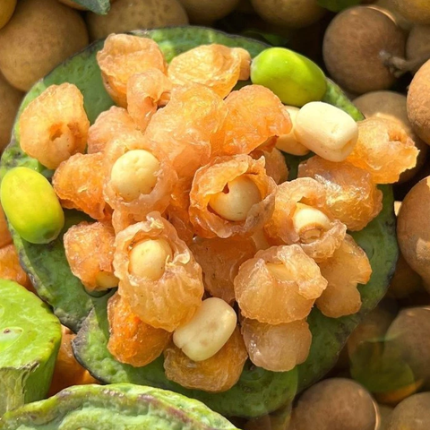 Long Nhãn Ôm Sen, Nhãn Bọc Sen - Đặc Sản Hưng Yên