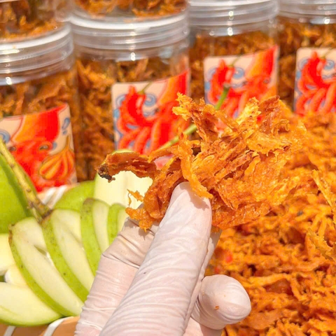 Mực Xé Tỏi Ớt 250gr, Cay Nồng Đậm Đà, Càng Ăn Càng Ghiền