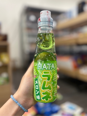 Nước Ngọt Có Ga HATA Ramune Vị Dưa Lưới Nhật Bản 200ml