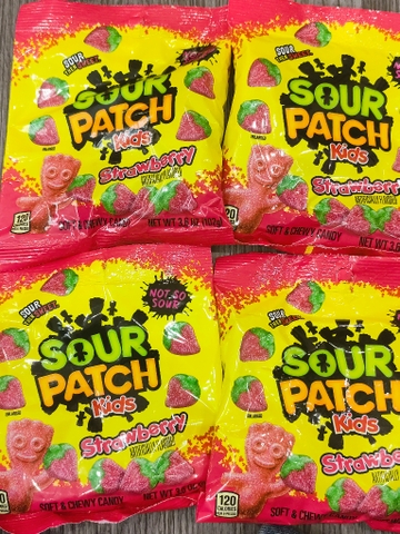 Kẹo dẻo chua ngọt Sour Patch Kids Strawberry 102g Mỹ