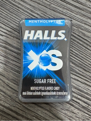 Kẹo ngậm Halls XS Mentholyptus không đường 12g – Vị bạc hà Thái