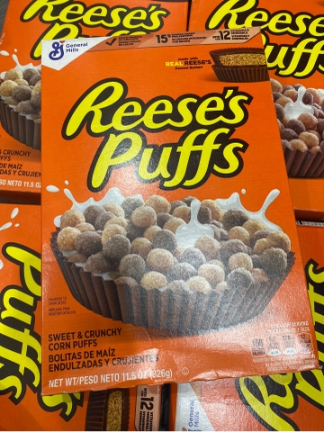 Ngũ cốc socola Bơ đậu phộng Reese’s Puffs 325g