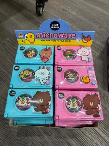 Kẹo trái cây tổng hợp LINE FRIENDS hộp hình lò vi sóng mini 6g Malaysia (1 cái)