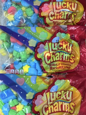 Kẹo Marshmallow Lucky Charms Cầu Vồng Giòn Xốp 198g (Mỹ)