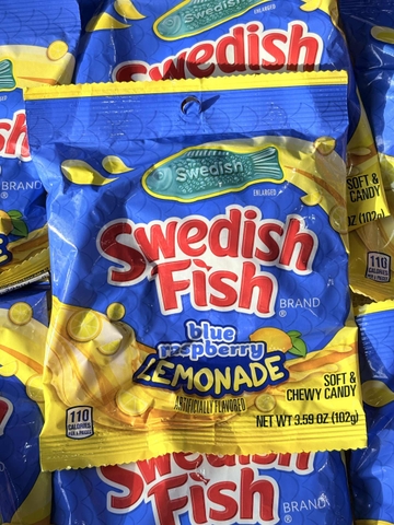 Kẹo Dẻo Swedish Fish Blue Raspberry Lemonade Vị Chanh Việt Quất 102g Mỹ