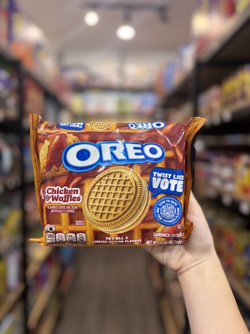 Bánh kem Oreo vị Gà rán & Bánh Kẹp Waffle Mỹ 303g