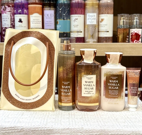 Set 4 Món Bath & Body Works Warm Vanilla Sugar Mỹ – Xịt Thơm, Sữa Tắm, Dưỡng Thể & Kem Dưỡng Da Tay