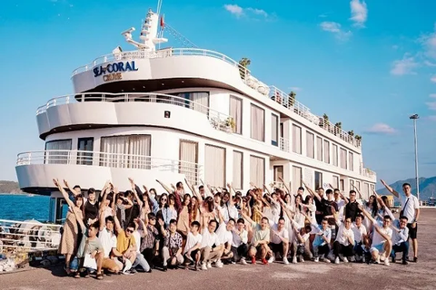 Tour Du Thuyền 5 Sao Nha Trang [Sang Trọng - Đẳng Cấp - Giá Rẻ]