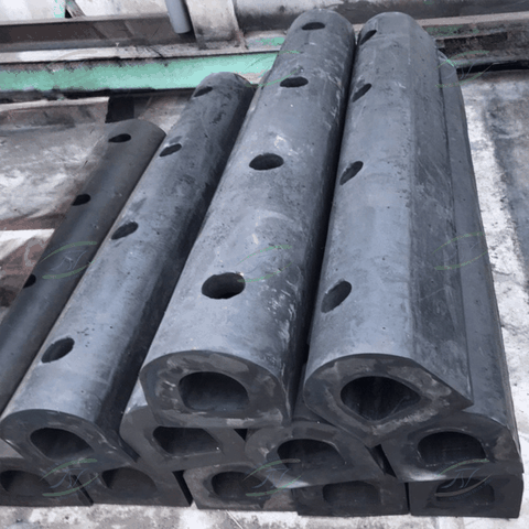 Đệm chống va tàu chữ D