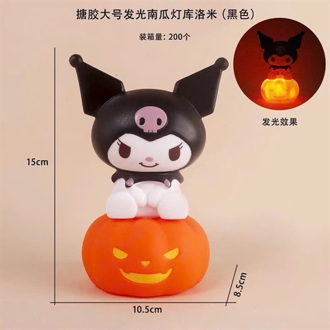 Trang trí mô hình Kuromi + đèn bí ngô Halloween sz 15cm