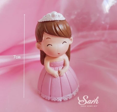 Trang trí sứ công chúa váy hồng mới