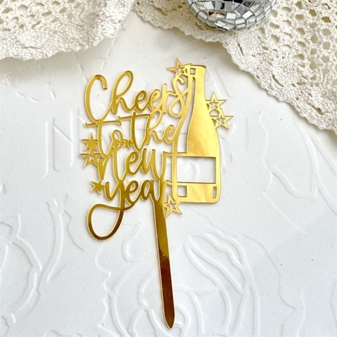 Topper mica tết Cheers to the New Year + chai rượu vang