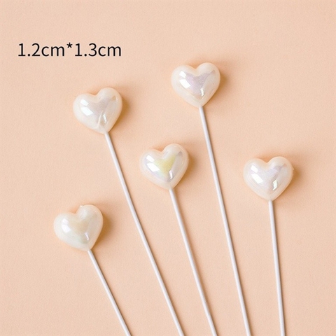 Set que cắm sắt hình trái tim trắng ngọc trai
