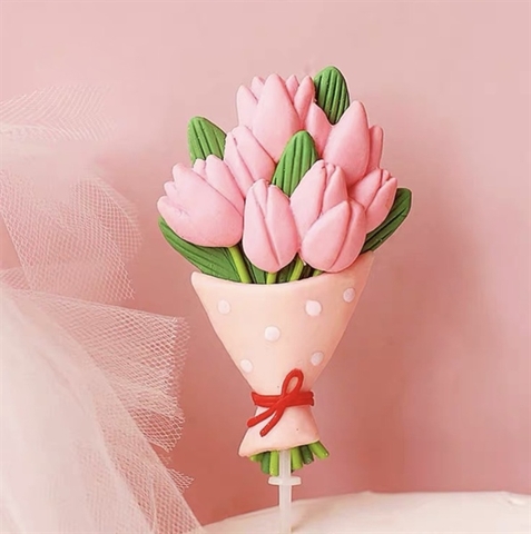 Trang trí gốm mềm bó hoa tulip hồng (GV)