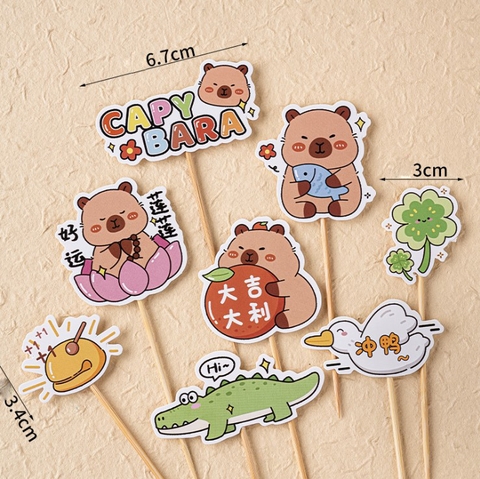 10 set que cắm Capybara ngồi đài sen + cỏ 4 lá