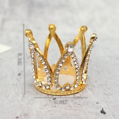 Trang trí vương miện mini vàng