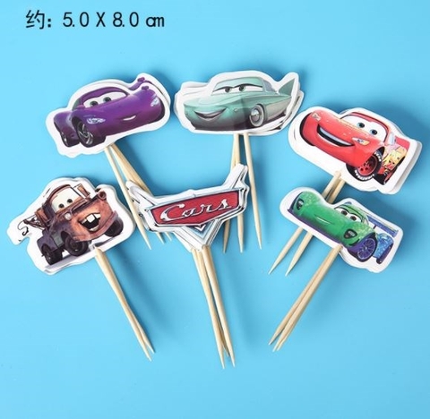 Set que cắm 24 que vương quốc xe hơi