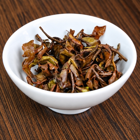 Trà Đông Phương Mỹ Nhân