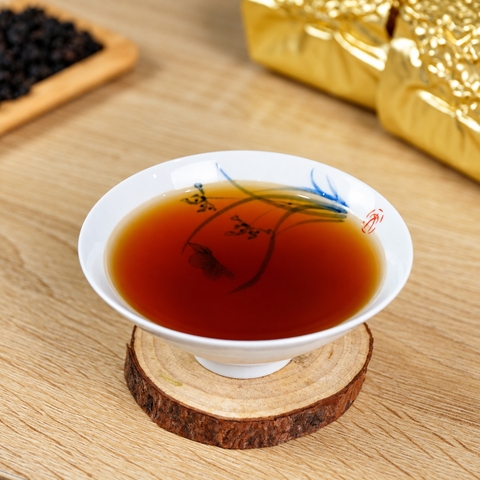 Trà Oolong Hồng Mật