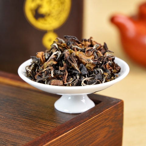 Trà Đông Phương Mỹ Nhân