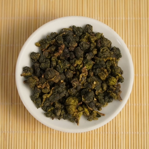 Trà Oolong Tứ Quý