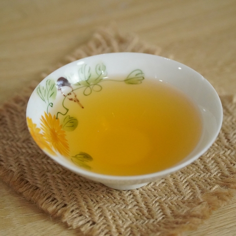 Trà Oolong Trắng