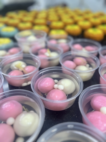 Chè Trôi Nước Phối Màu Hồng Trắng