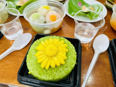 Xôi Lá Dứa Hoa Cúc - Thôi nôi tông xanh lá