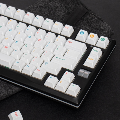 [In Stock] Keycap Cherry PBT Dyesub Childlike Smiling Face - 136 nút