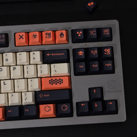 [In Stock] Keycap Cherry Carbon Light PBT Dyesub
