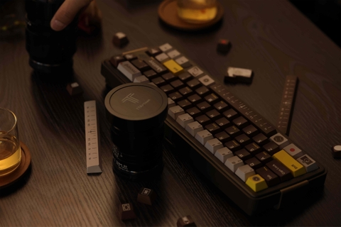 [In Stock] Keycap Cherry Wukds Photographer PBT Dyesub