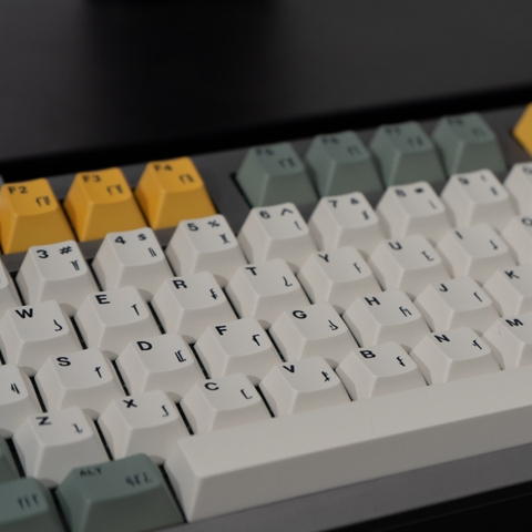 Keycap Cherry bounty hunter PBT Dyesub