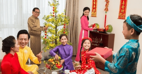 Người Trẻ Hiện Đại Chọn Quà Tết Cho Bố Mẹ Như Thế Nào? Gợi Ý Quà Tết Tinh Tế, Tốt Cho Sức Khỏe Và Dễ Dùng