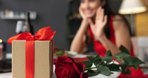 Cách Chọn Quà 20/10 Không "Mất Điểm" Và Lựa Chọn Thay Thế Phù Hợp