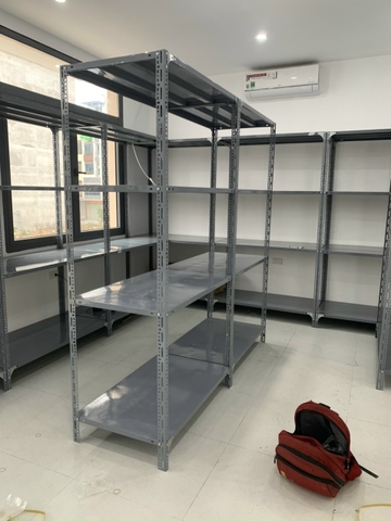 Kệ v lỗ 4 tầng dài 1m rộng 60