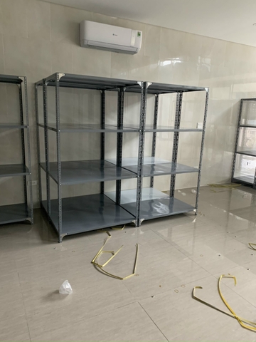 kệ v lỗ 4 tầng dài 1m rộng 50